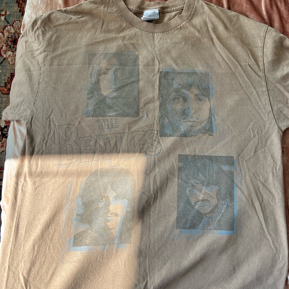2000s The Beatles band tee